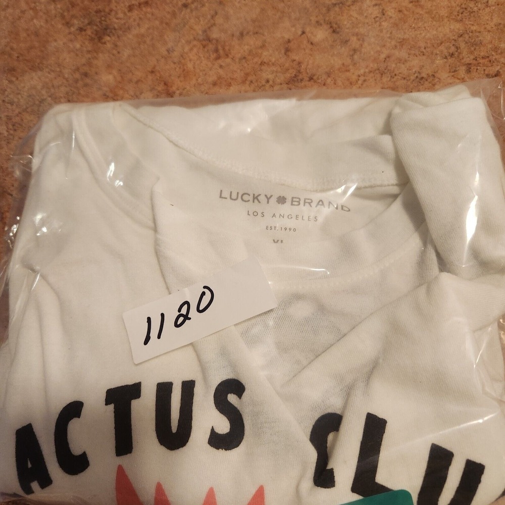 Lucky Brand Top Women's XL T Shirt White Cactus Club New - Picture 10 of 10